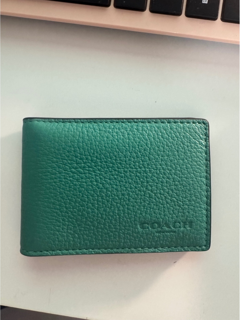 C51 Coach compact bill color block